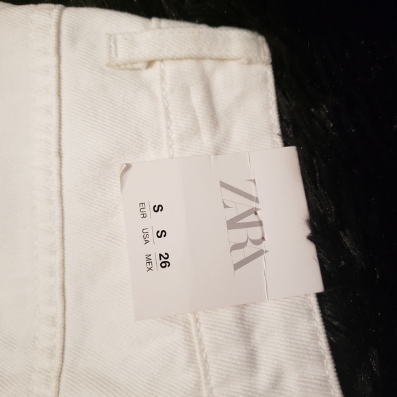 Zara - Picture 5 of 6